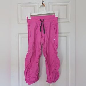 Ivivva cropped Size 12 pants